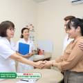 viem-nieu-dao-kham-o-dau-top-3-dia-chi-vang-duoc-hang-nghin-benh-nhan-tin-tuong